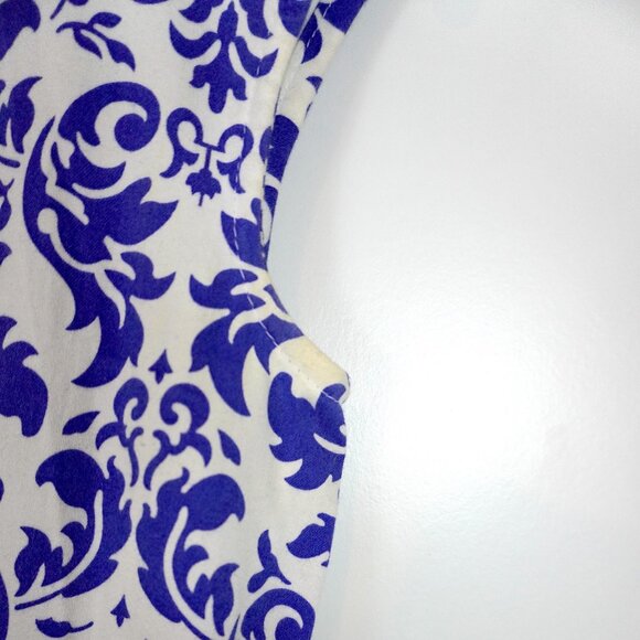 ModCloth (Closet London) "Be Outside" Dress in "Delft" Print - Picture 10 of 11